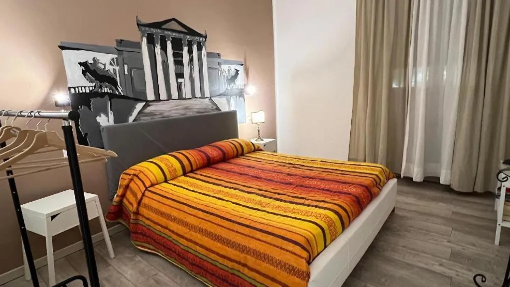 Emma'S Rent Room Palermo 0*,  Italy